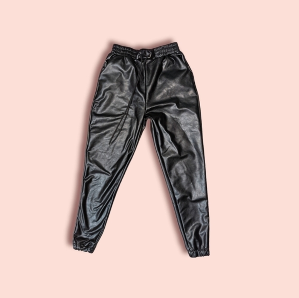 Saints 21 Black High Rise High Waisted Leather Pants Size S
